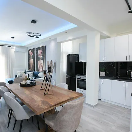Apartment Latomeiou 3 Luxury *
